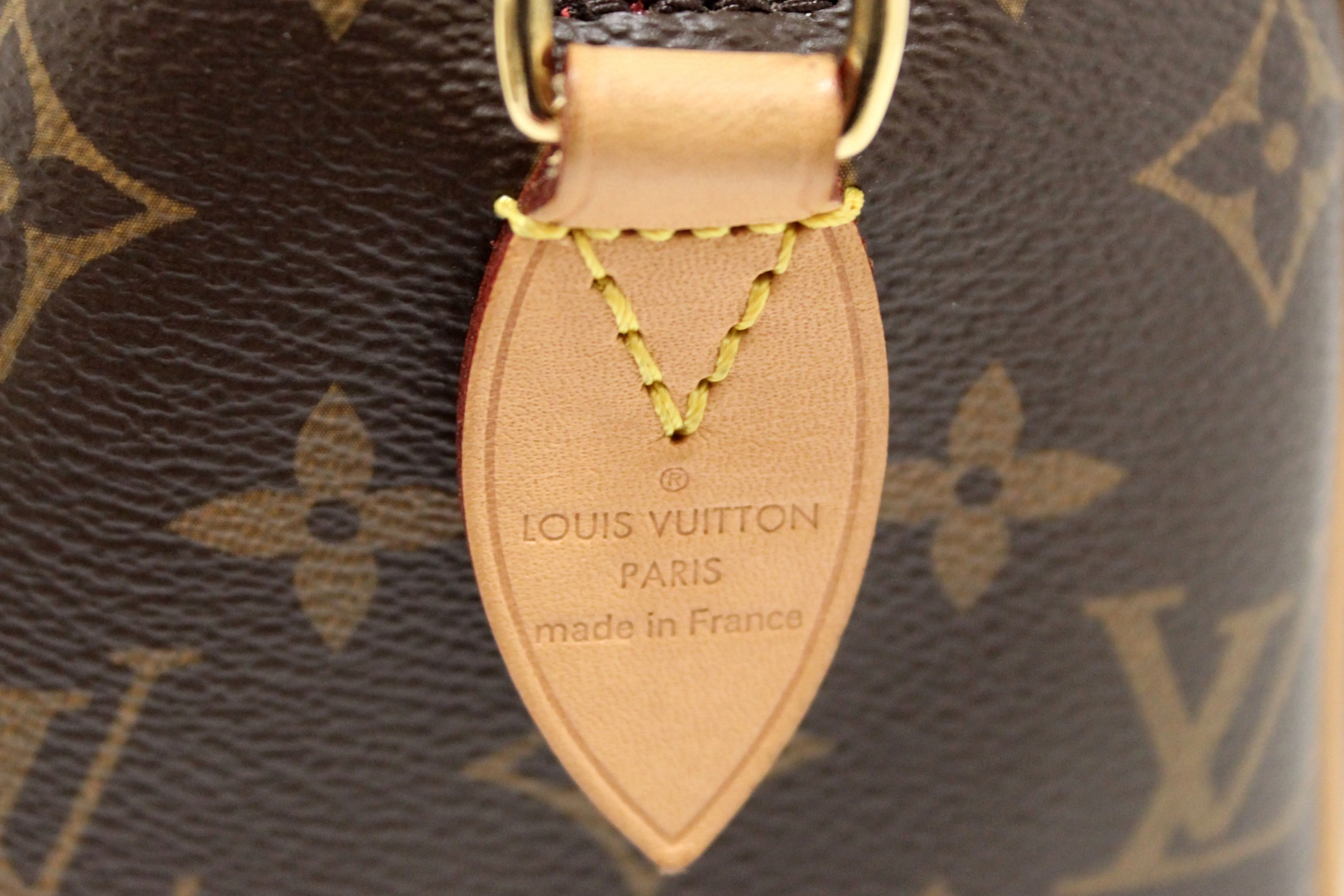 Authentic Louis Vuitton Classic Monogram Speedy 20 Bandoulière Bag